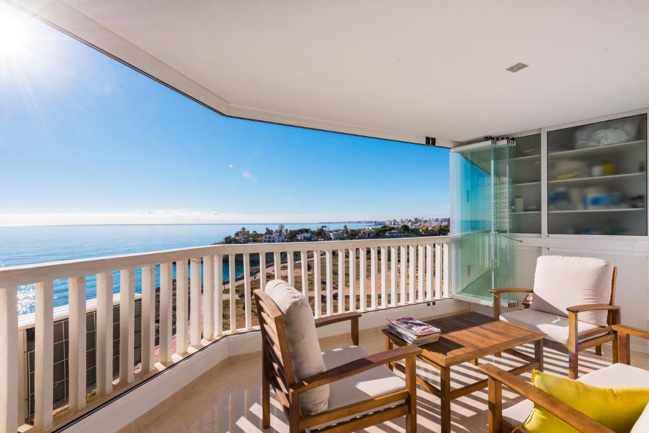 Room in Apartment - 1st line top floor apartment Carrer del Mar Buitenkant foto